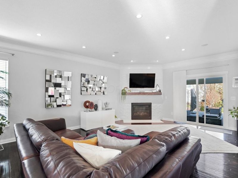 1426 Scotsman Drive, Grove City, OH 43123 Photo 5