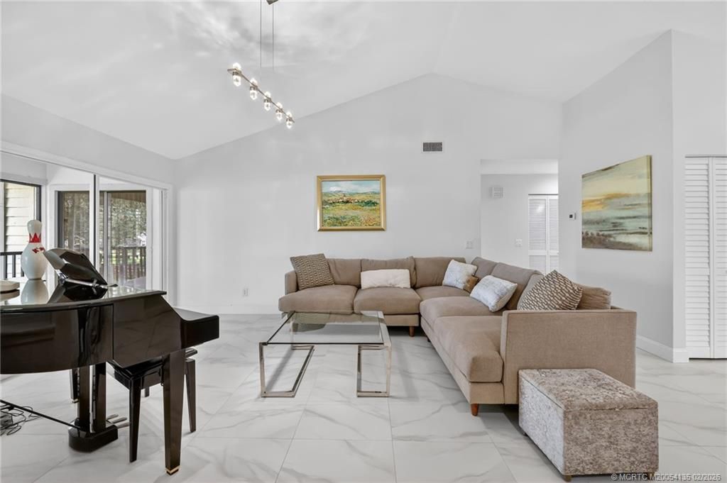 6433 SE Brandywine Court, Unit 219, Stuart, FL 34997 Photo