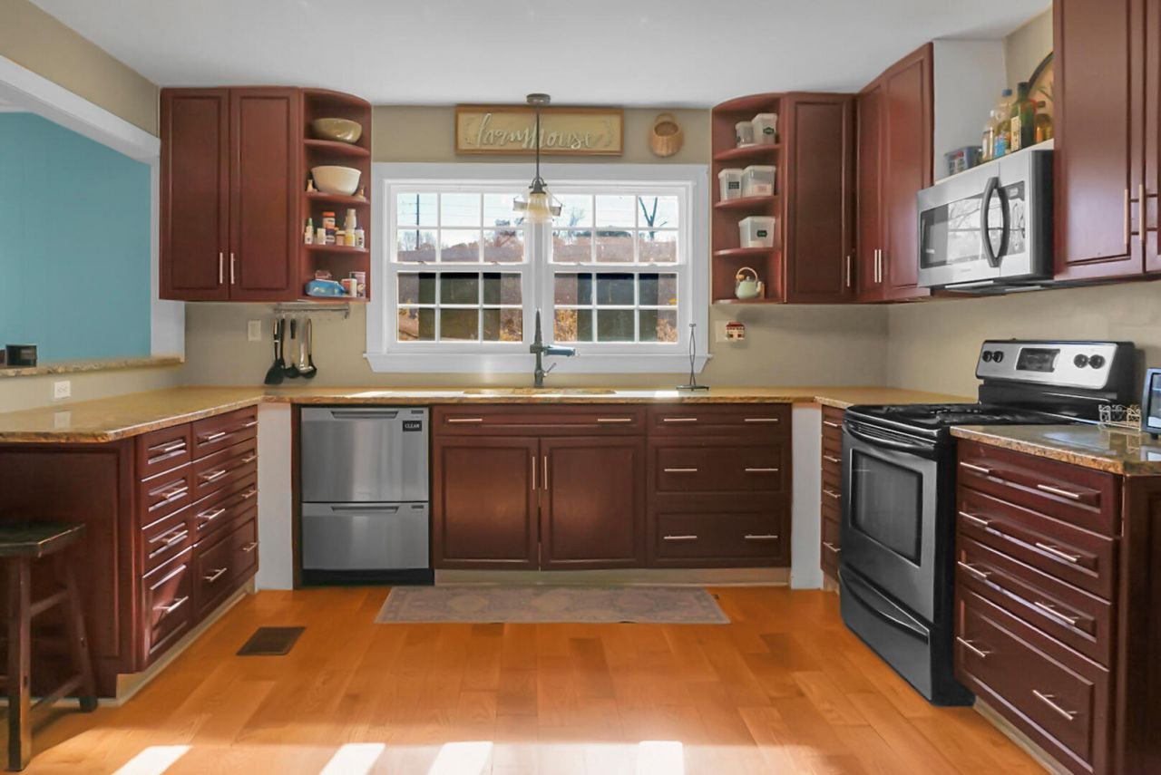 104 Garden Hill Road Photo 10