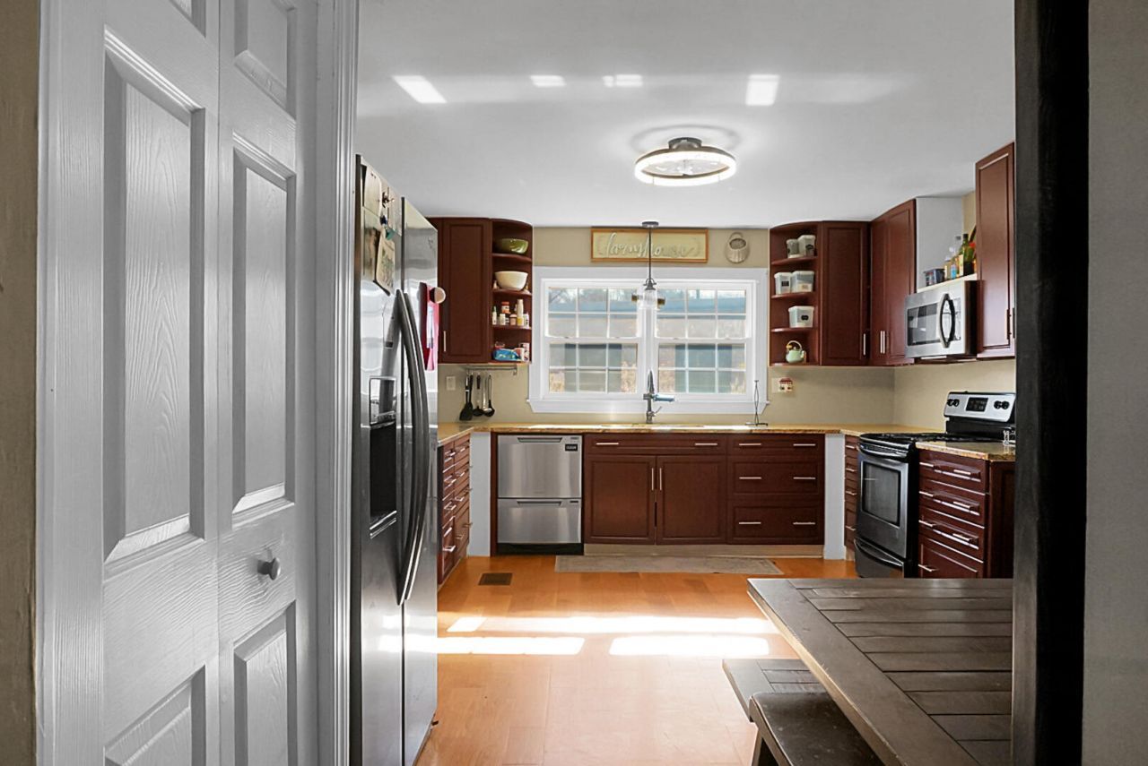 104 Garden Hill Road Photo 7