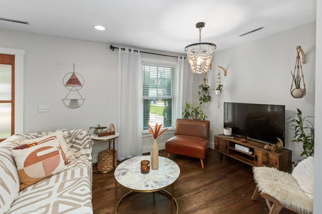 447 Geddes Avenue Photo 6