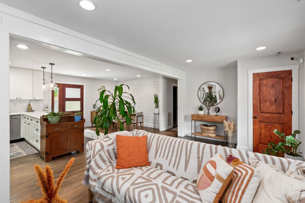 447 Geddes Avenue Photo 7