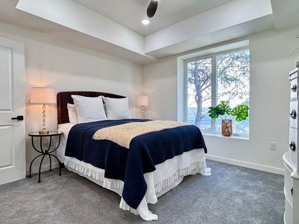 129 Sugarfoot Way, Pigeon Forge, TN 37863