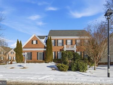 2781 MIDDLETON FARM, HERNDON, VA 20171