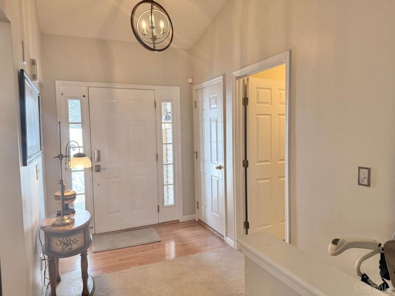 220 Gatehouse Court, Monroe, OH 45050 Photo 7