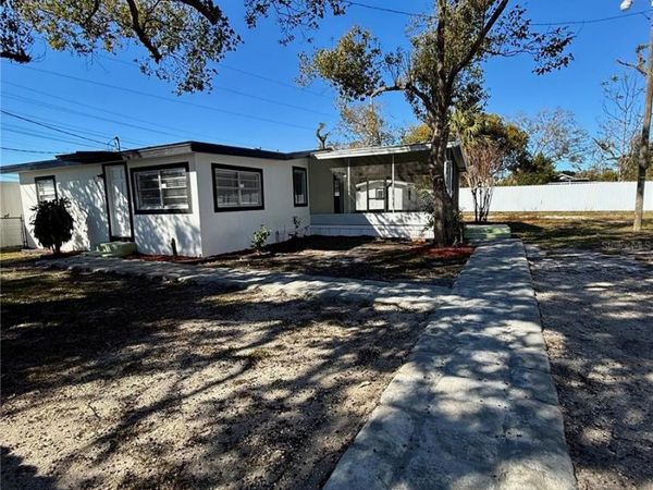 2610 EATON AVENUE, LAKELAND, FL 33803