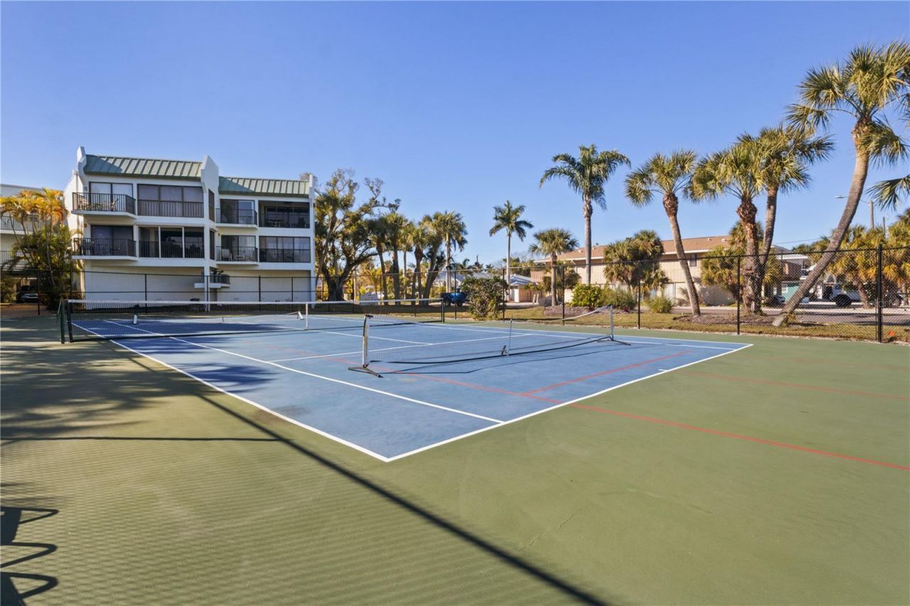 5608 Gulf Drive, Unit 104, Holmes Beach, FL 34217 Photo