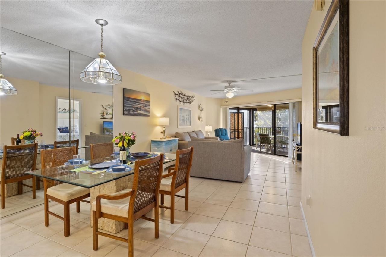 5608 Gulf Drive, Unit 104, Holmes Beach, FL 34217 Photo