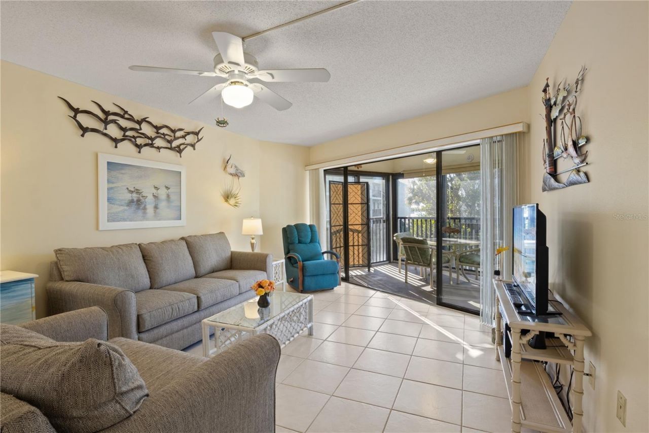 5608 Gulf Drive, Unit 104, Holmes Beach, FL 34217 Photo