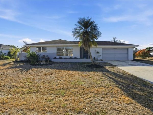 312 Hollywood ST, LEHIGH ACRES, FL 33936