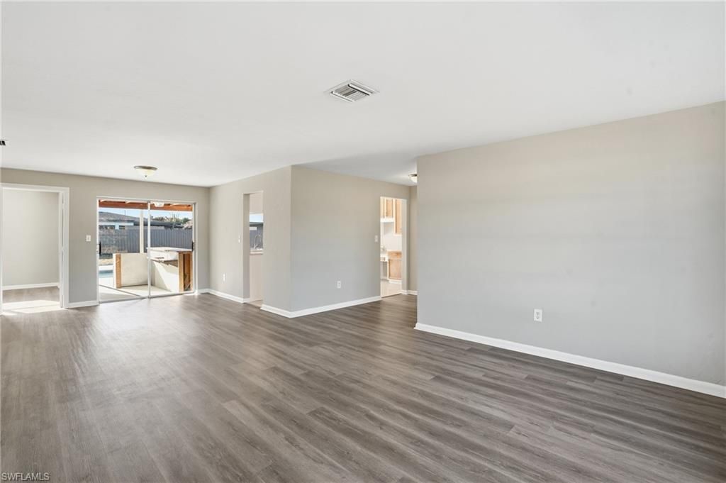 312 Hollywood St, Lehigh Acres, FL 33936 Photo