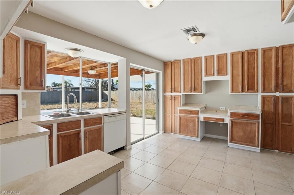 312 Hollywood St, Lehigh Acres, FL 33936 Photo