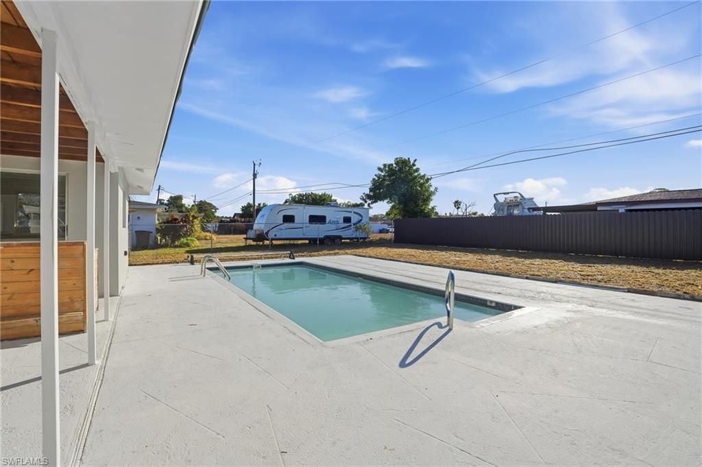 312 Hollywood St, Lehigh Acres, FL 33936 Photo