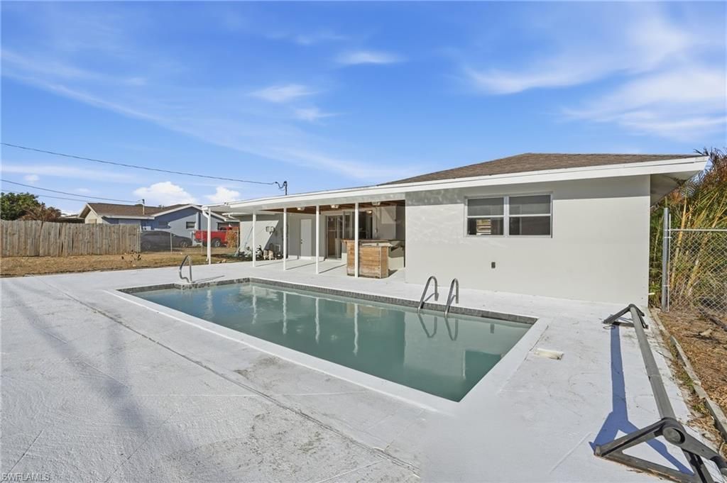 312 Hollywood St, Lehigh Acres, FL 33936 Photo