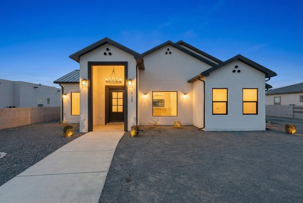 625 1st Street Ne, Rio Rancho, NM 87124 Main Photo