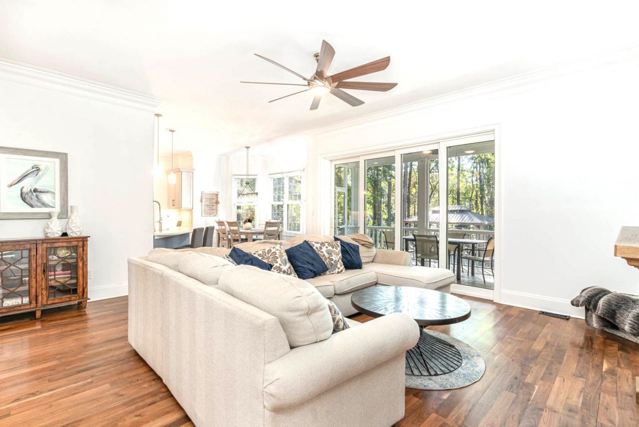 487 Lantana Circle Photo 6