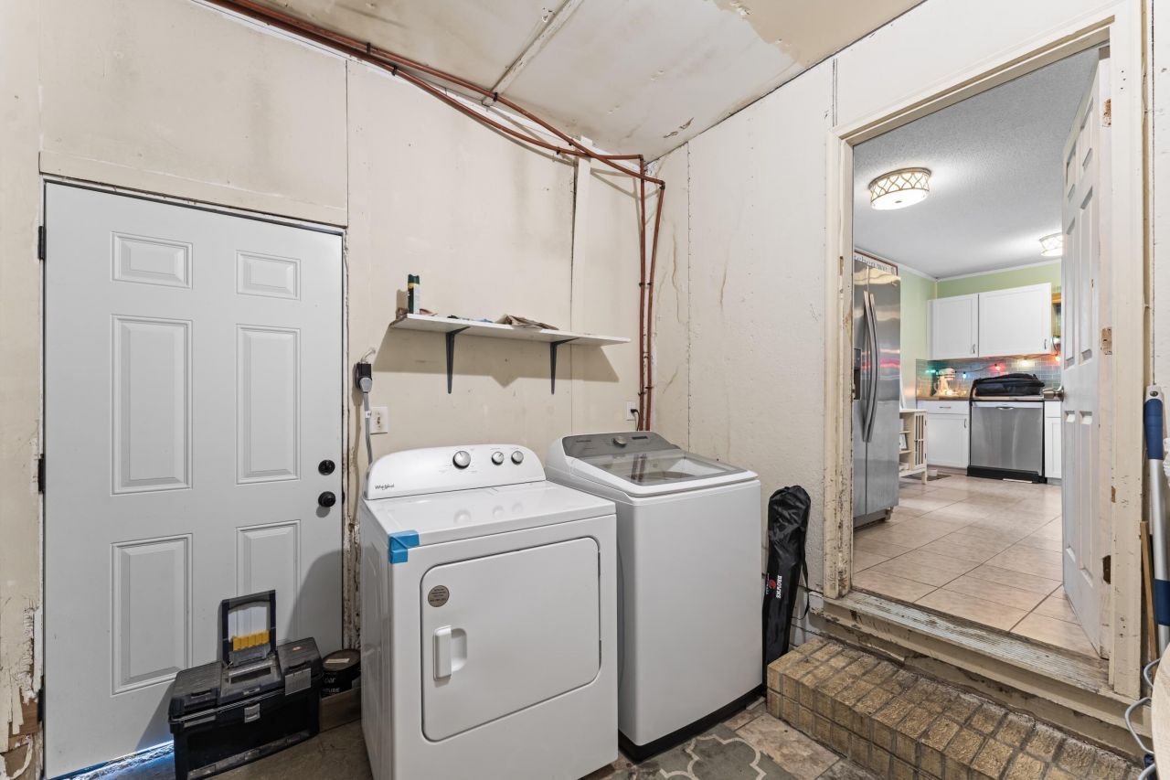 115 Kathryn Drive Photo 10