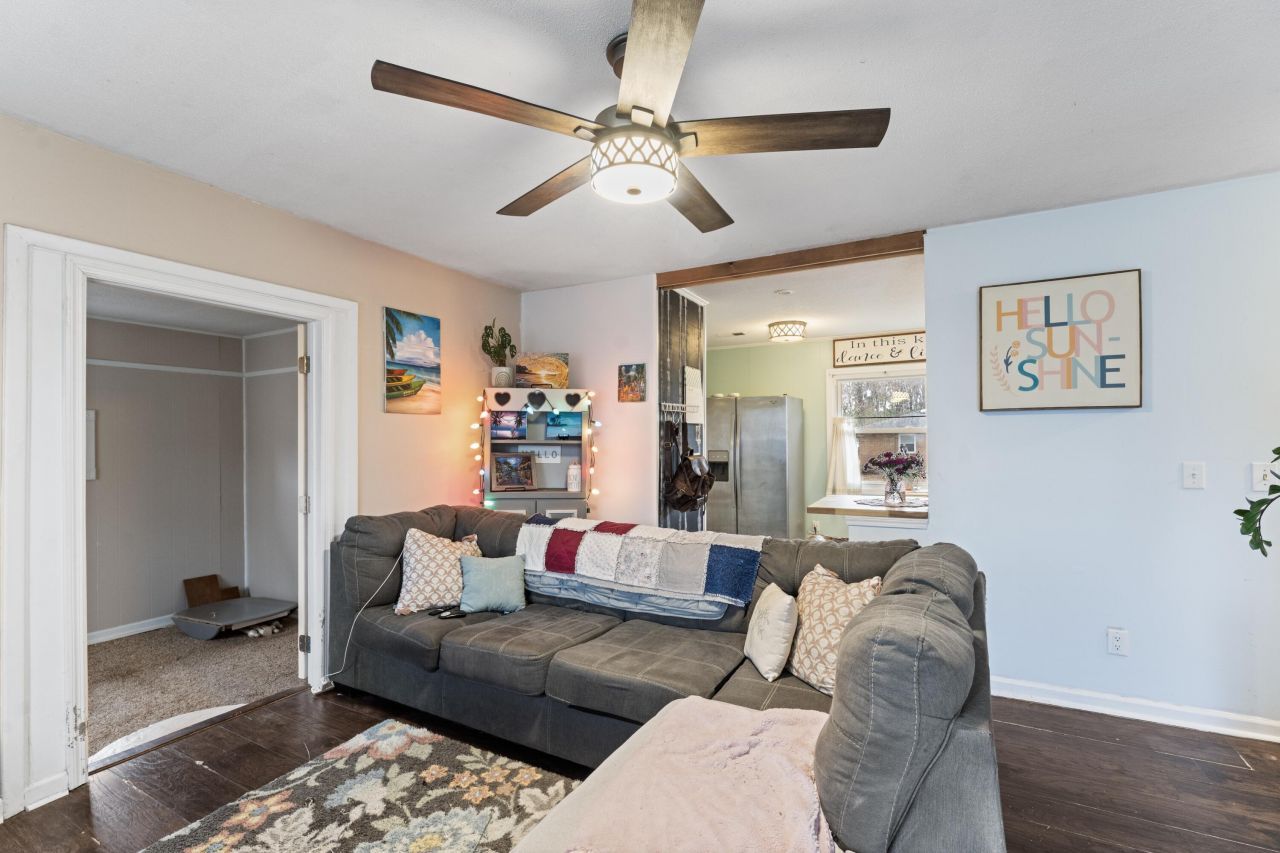 115 Kathryn Drive Photo 5