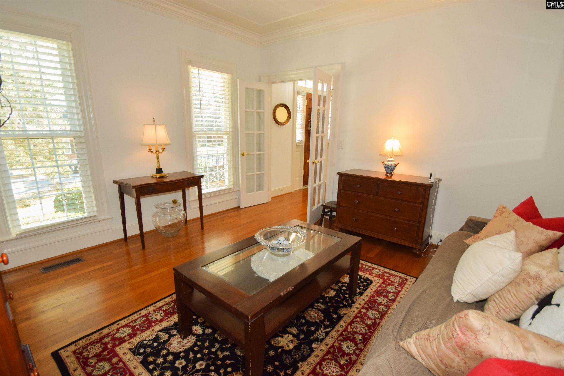 209 Doulton Way Photo 19