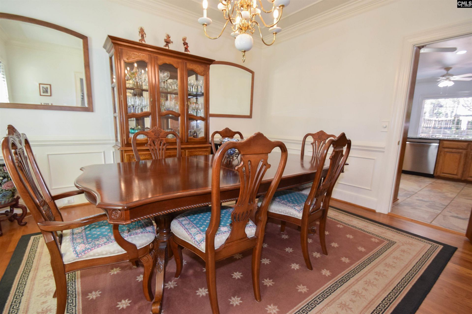 209 Doulton Way Photo 20