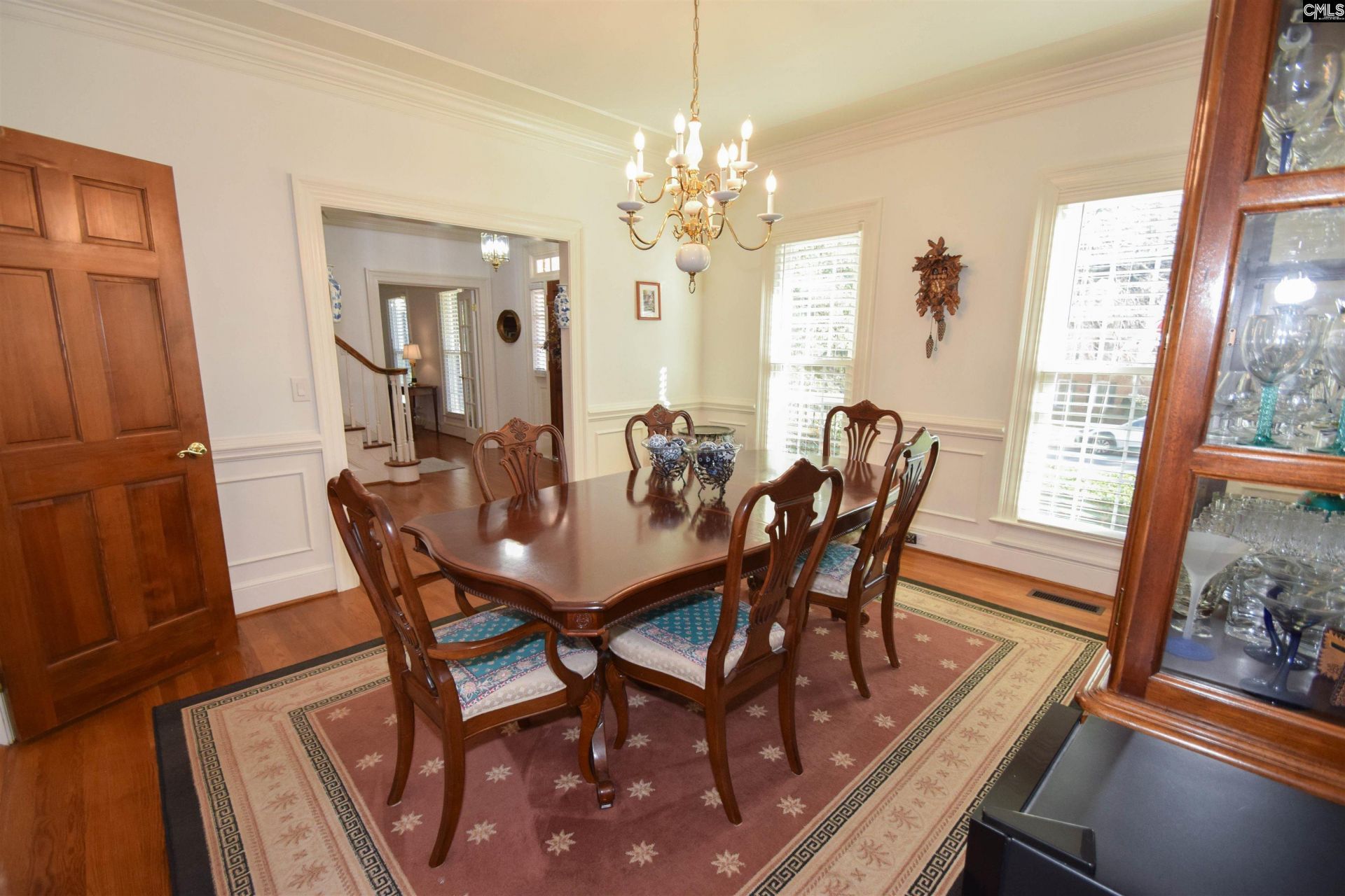 209 Doulton Way Photo 22