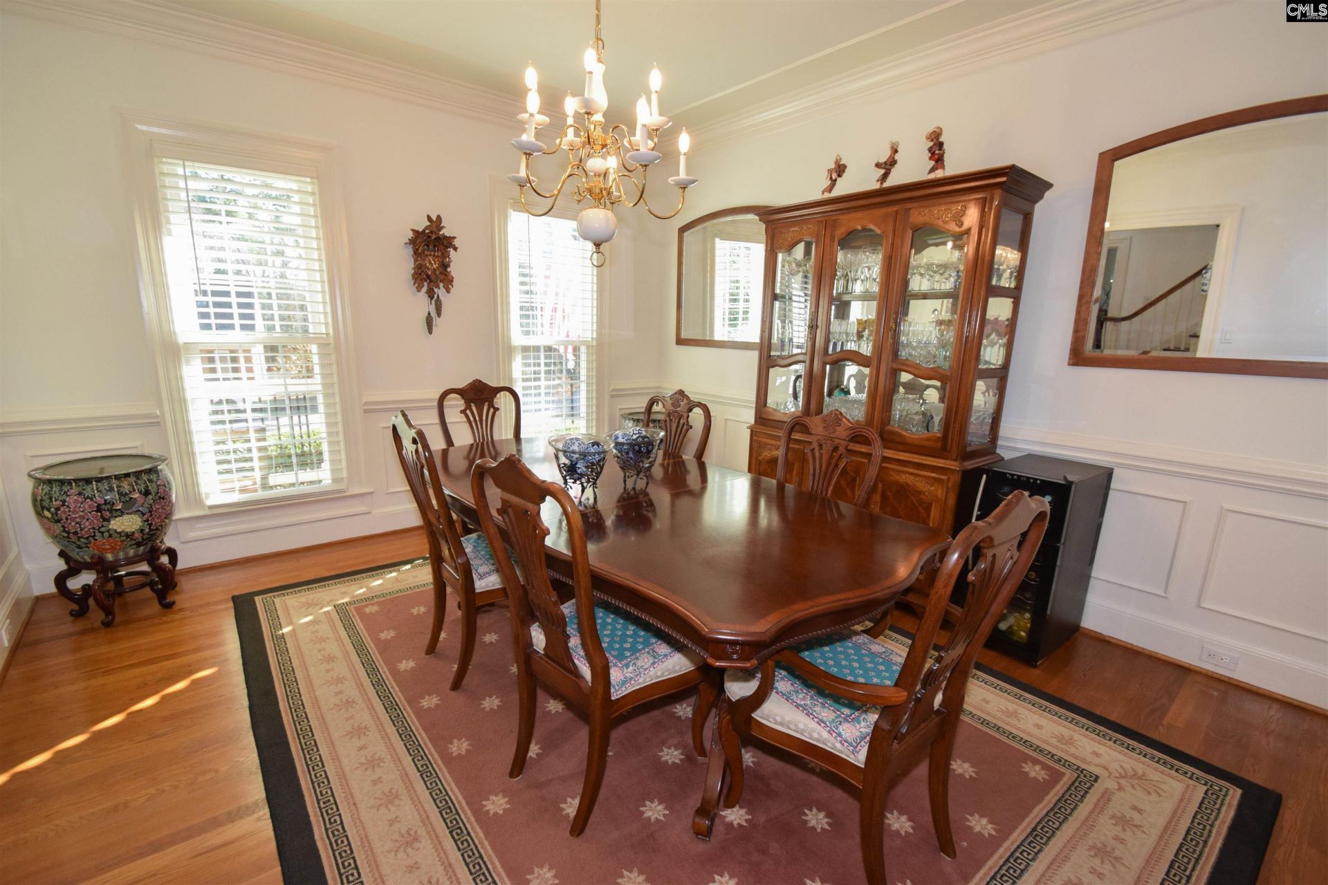 209 Doulton Way Photo 23