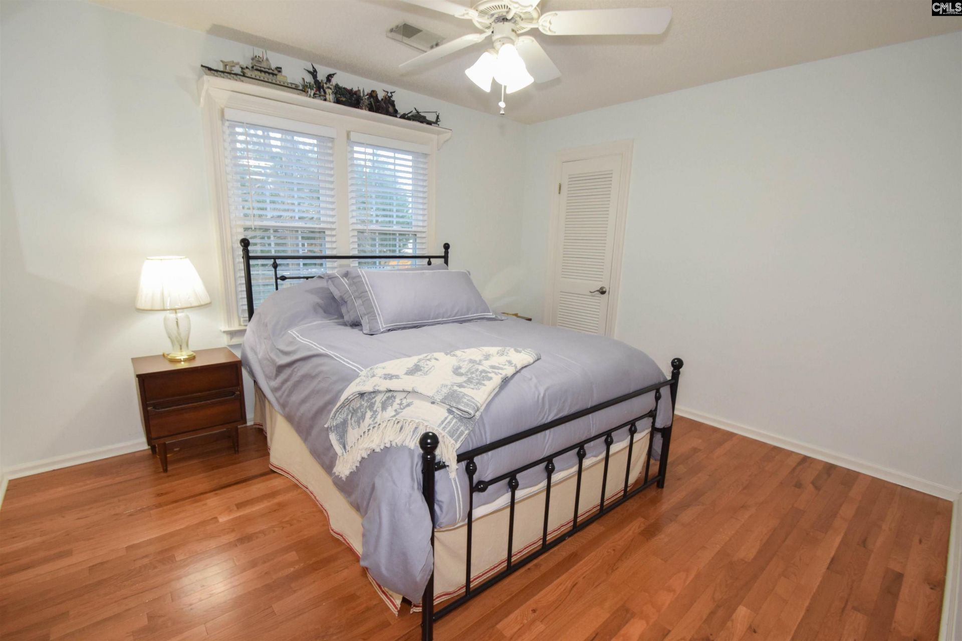 209 Doulton Way Photo 46