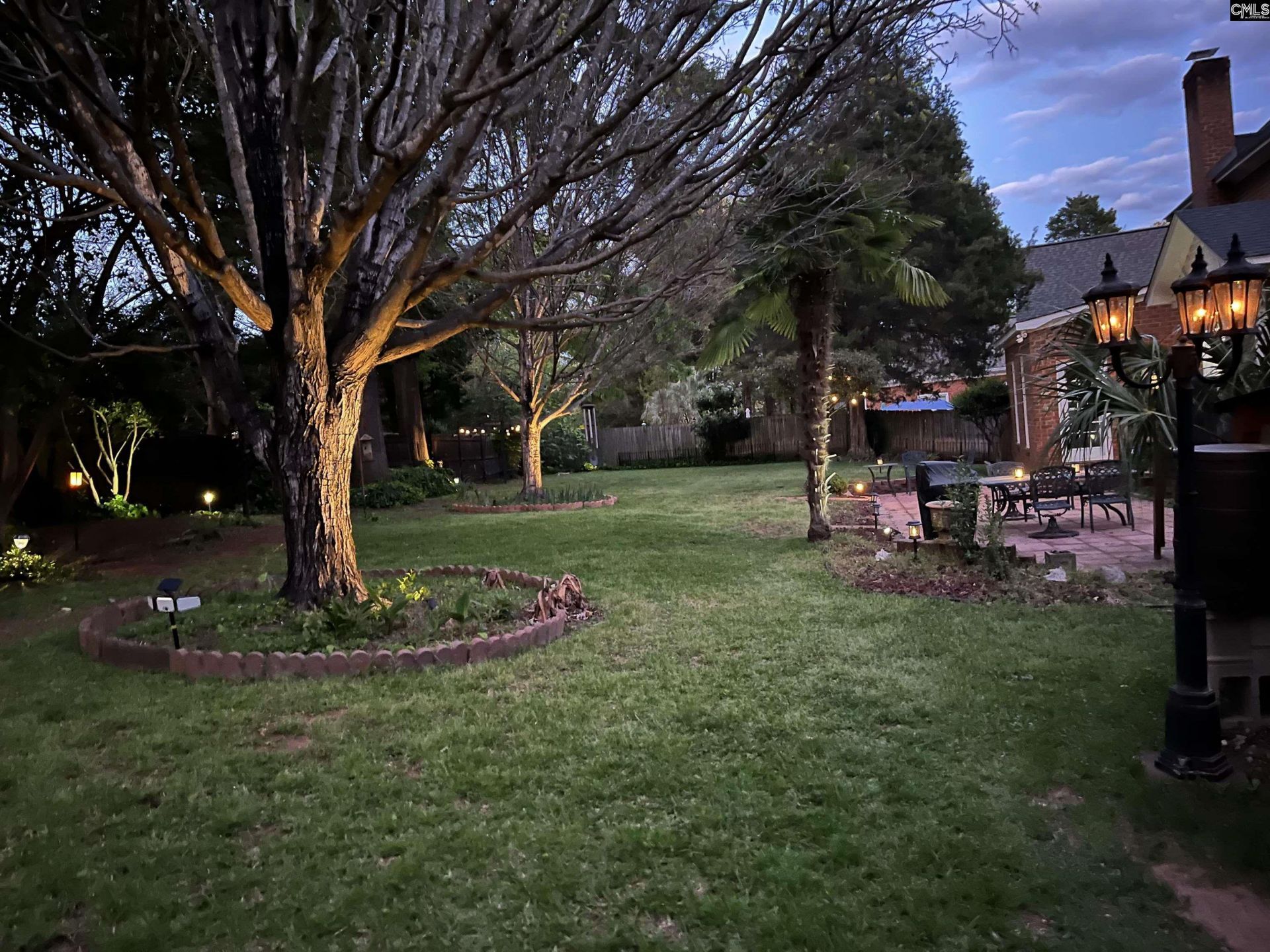 209 Doulton Way Photo 5