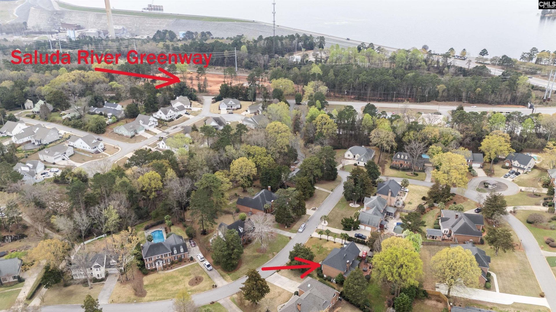 209 Doulton Way Photo 6