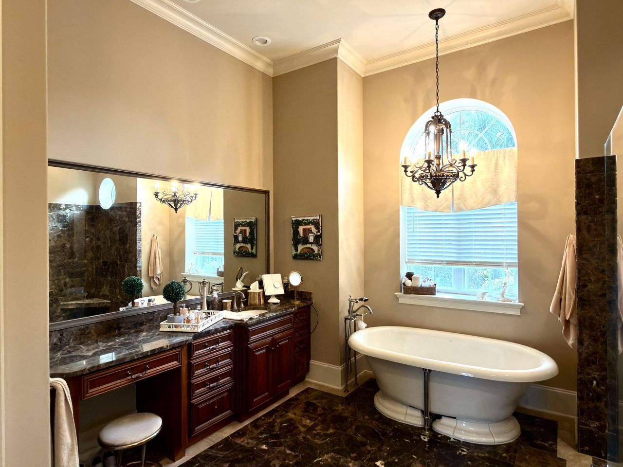 9031 Bella Verde Ct. Photo 18