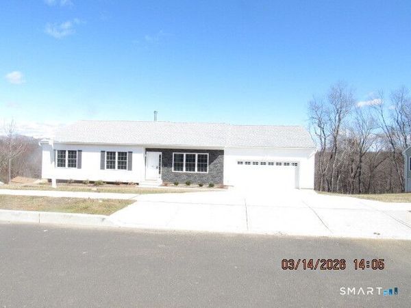 73 Warm Earth, Naugatuck, CT 06770