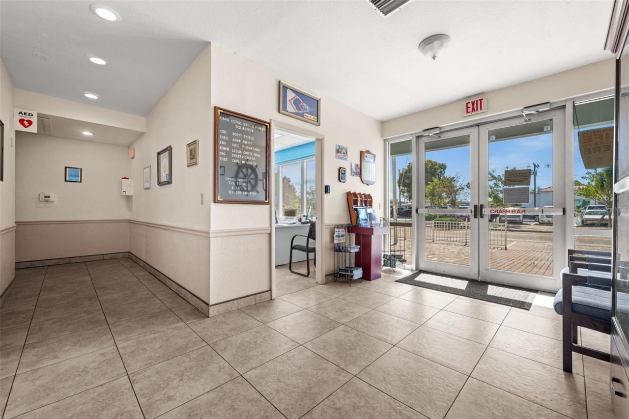 917 SE 47th Terrace, Cape Coral, FL 33904 Photo