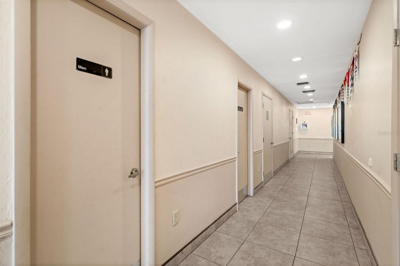 917 SE 47th Terrace, Cape Coral, FL 33904 Photo