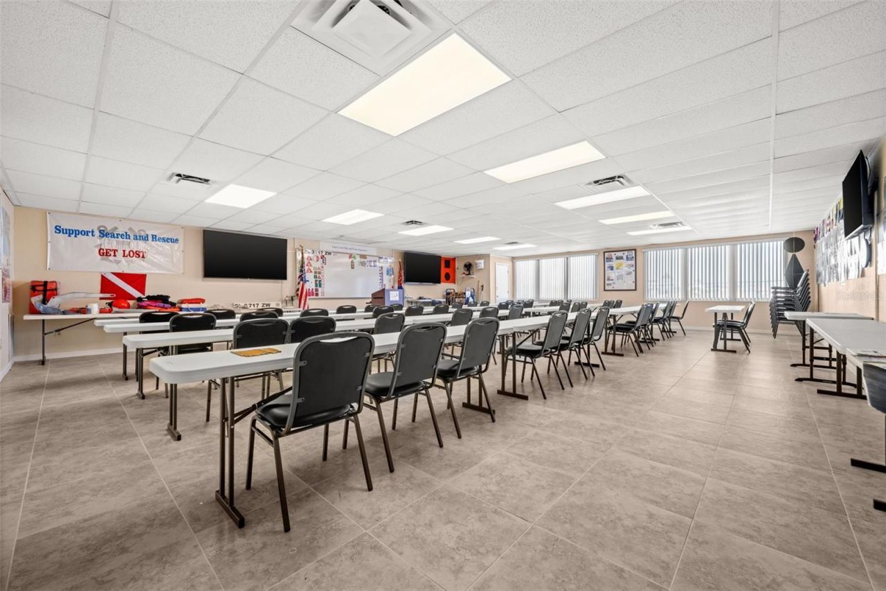 917 SE 47th Terrace, Cape Coral, FL 33904 Photo