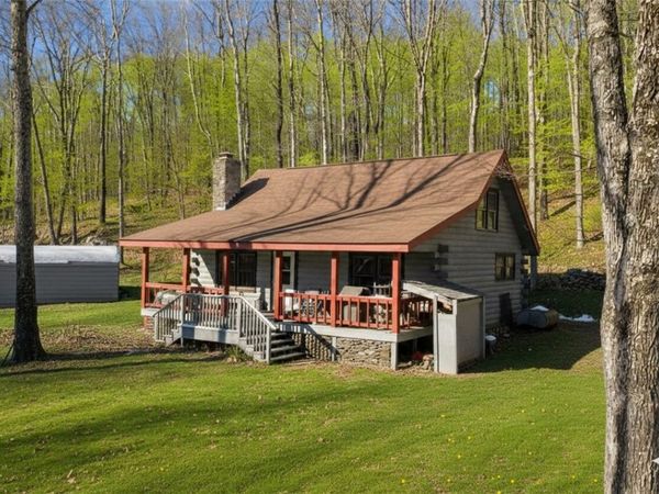 605 Cross Road, Margaretville, NY 12455