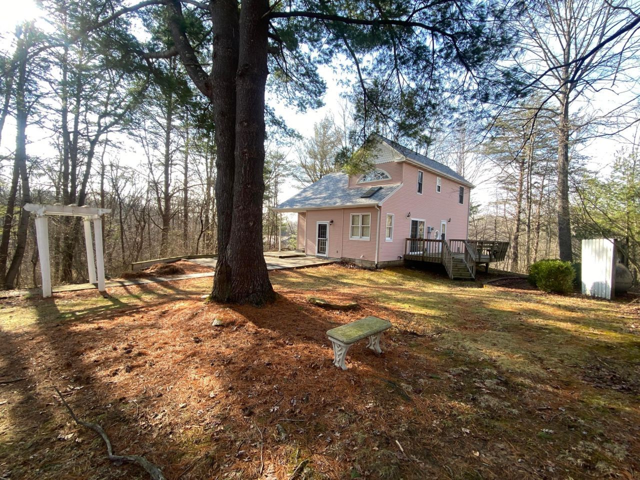 222 Pima Lane, Hideaway Hills, OH 43107 Main Photo