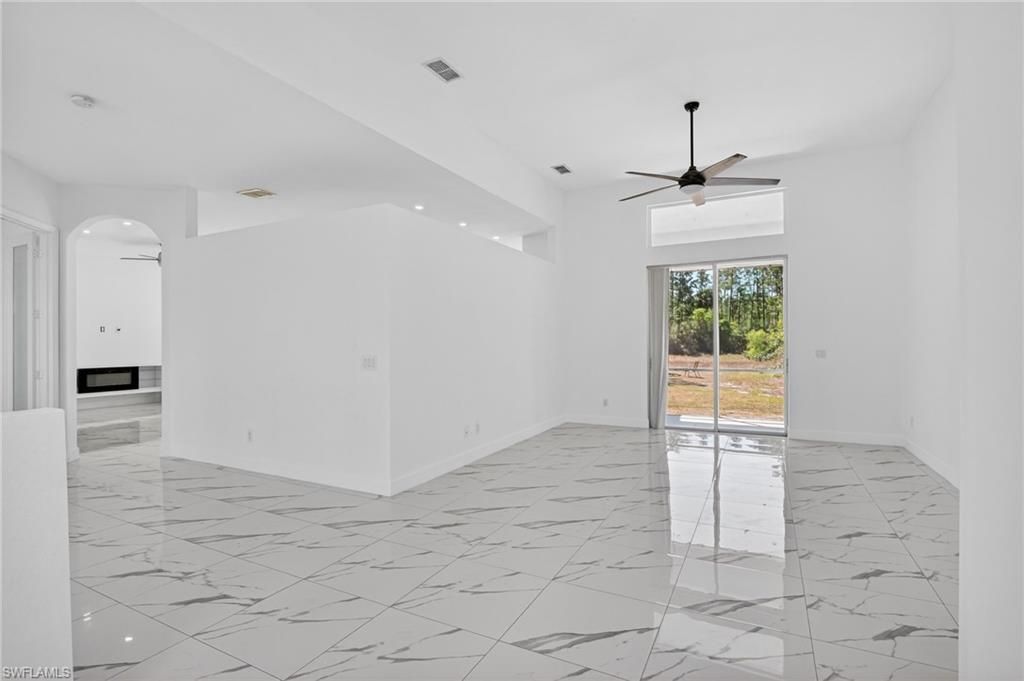 4340 Golden Gate Blvd E, Naples, FL 34120 Photo