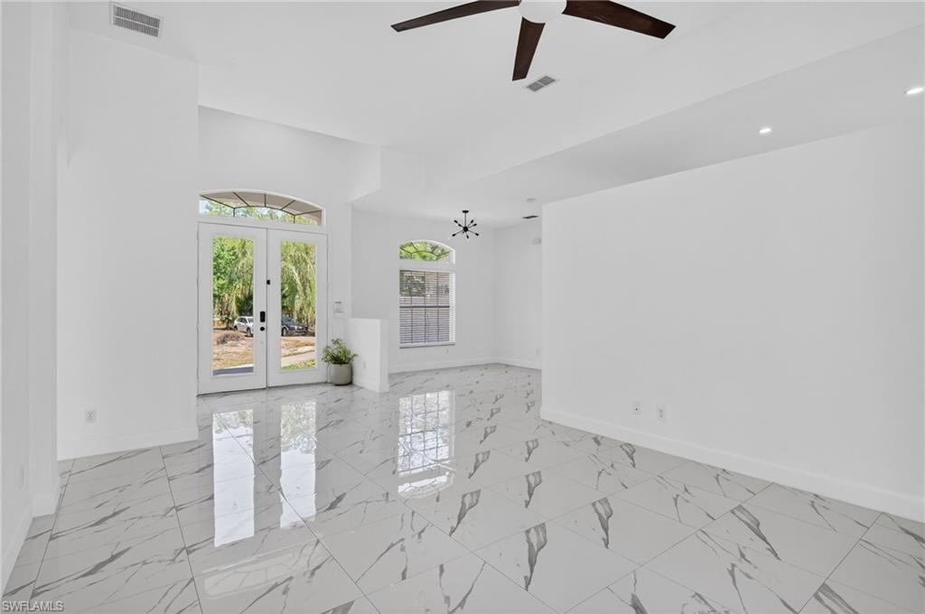4340 Golden Gate Blvd E, Naples, FL 34120 Photo