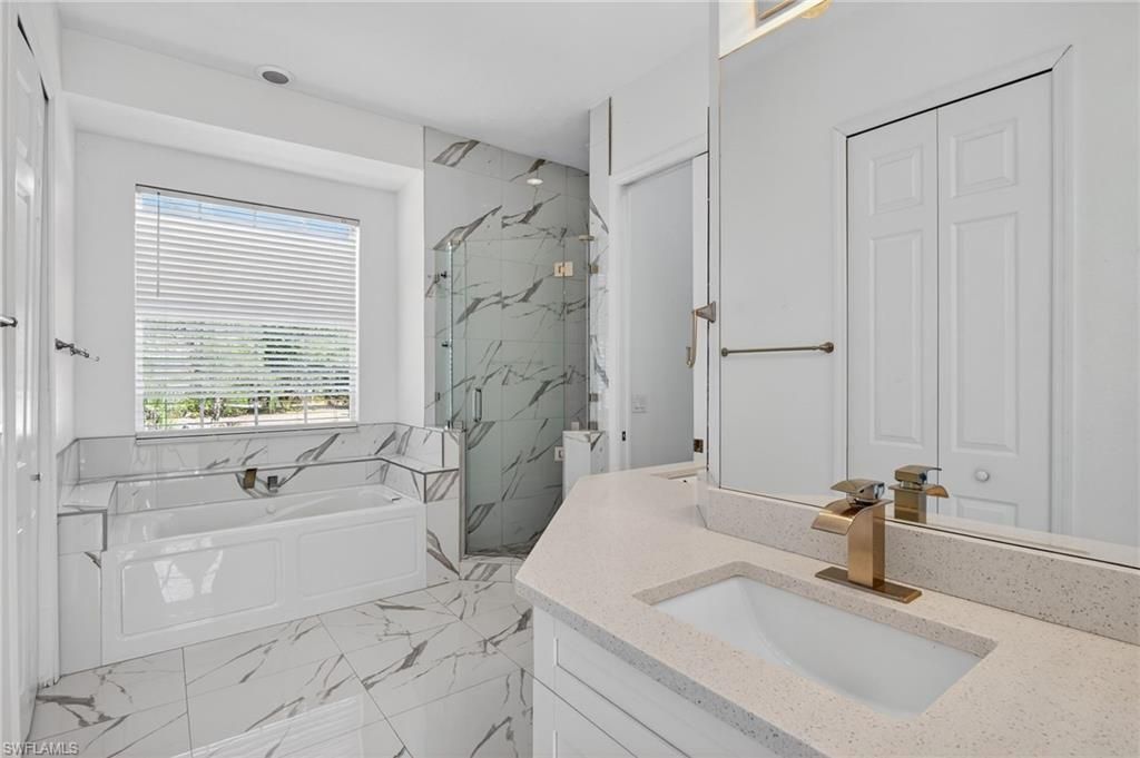 4340 Golden Gate Blvd E, Naples, FL 34120 Photo