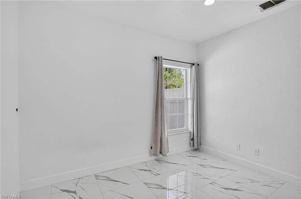 4340 Golden Gate Blvd E, Naples, FL 34120 Photo