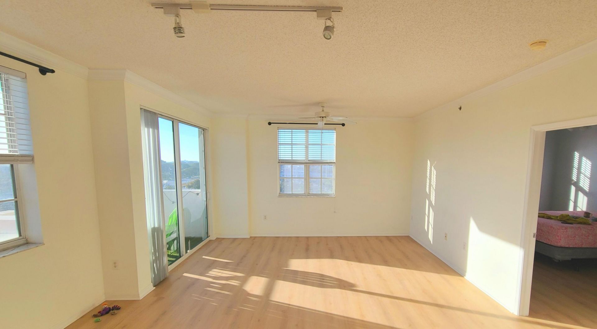 616 Clearwater Park Road, Unit Apt 812, West Palm Beach, FL 33401 Photo