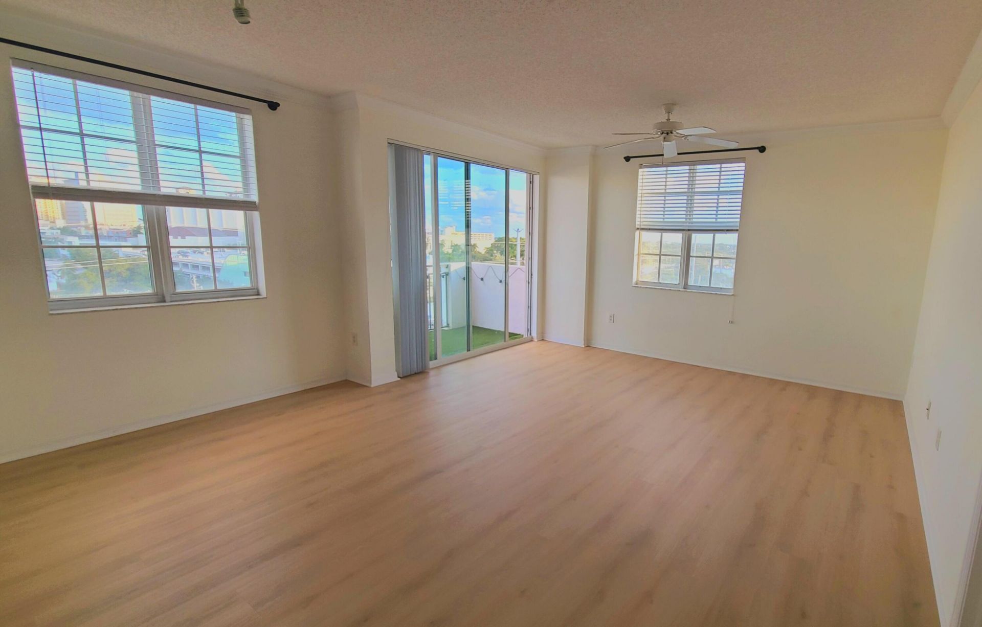 616 Clearwater Park Road, Unit Apt 812, West Palm Beach, FL 33401 Photo