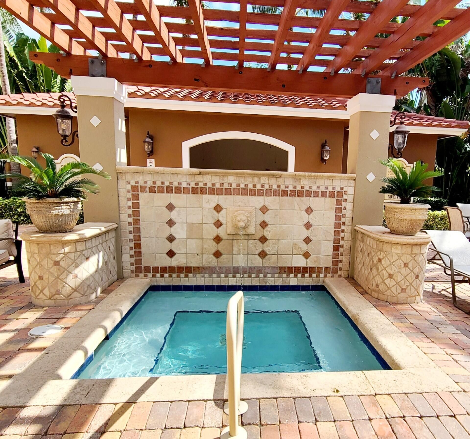 616 Clearwater Park Road, Unit Apt 812, West Palm Beach, FL 33401 Photo