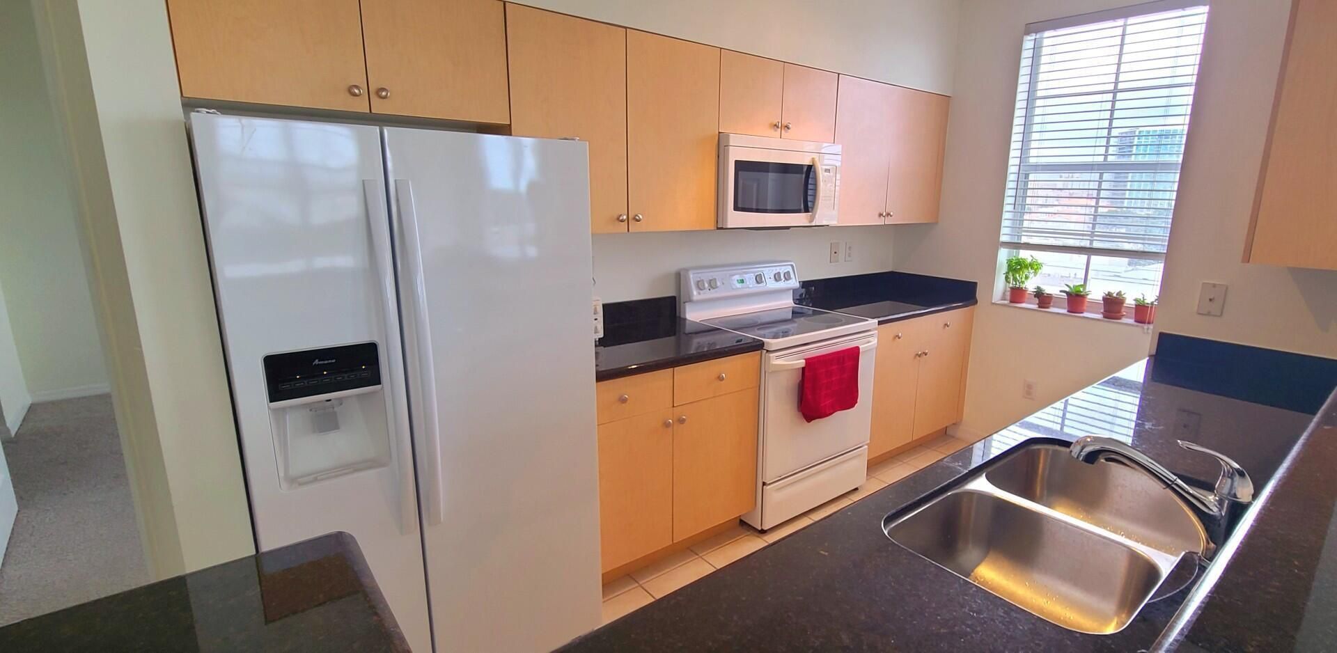 616 Clearwater Park Road, Unit Apt 812, West Palm Beach, FL 33401 Photo