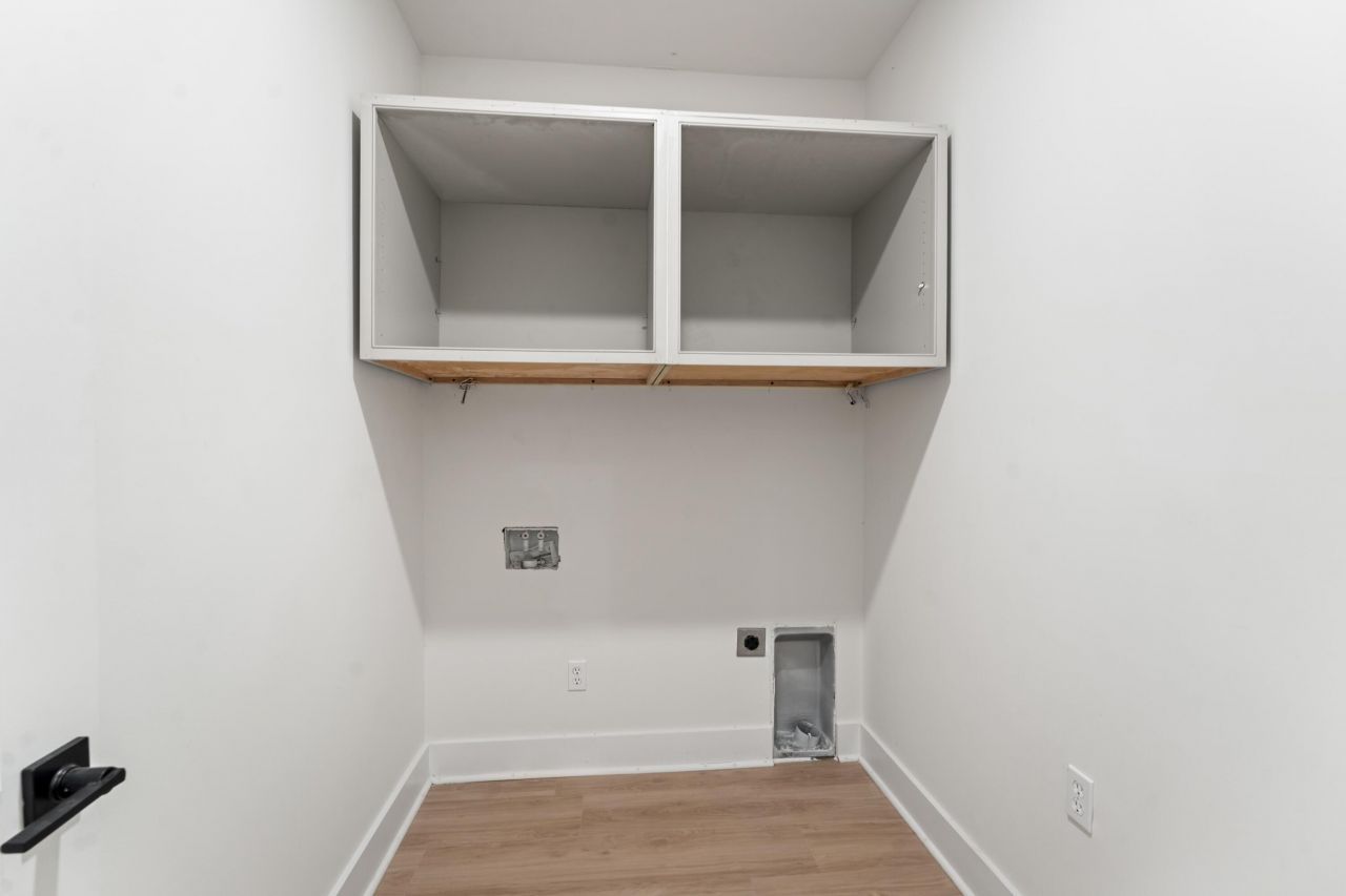 406 Center Street Photo 36