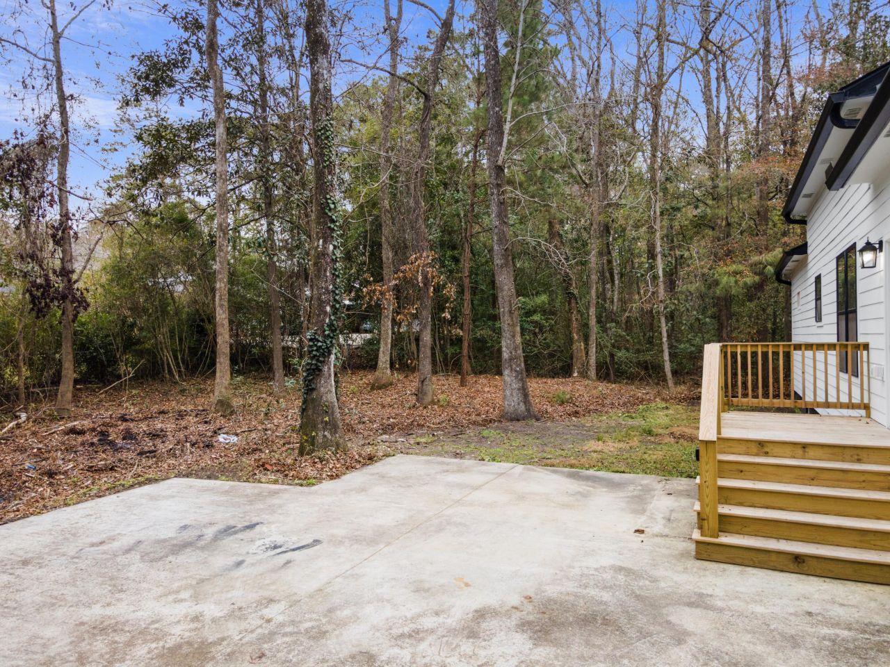 406 Center Street Photo 43