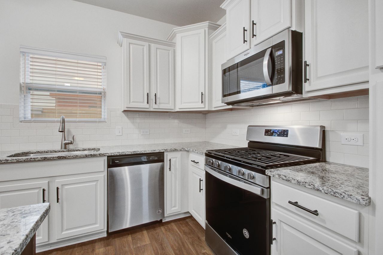 411 Fox Sparrow Court Photo 13