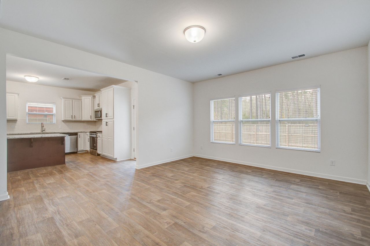 411 Fox Sparrow Court Photo 16