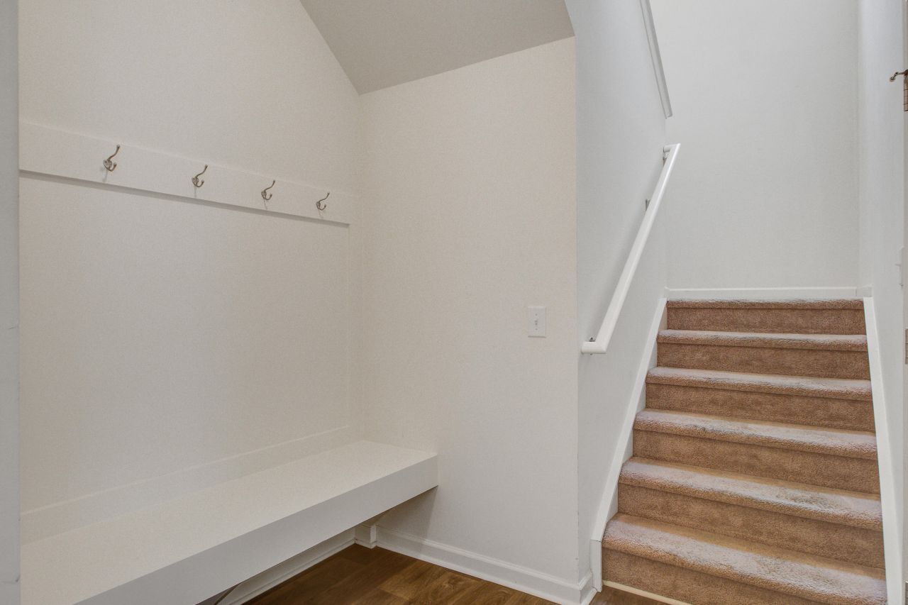 411 Fox Sparrow Court Photo 19