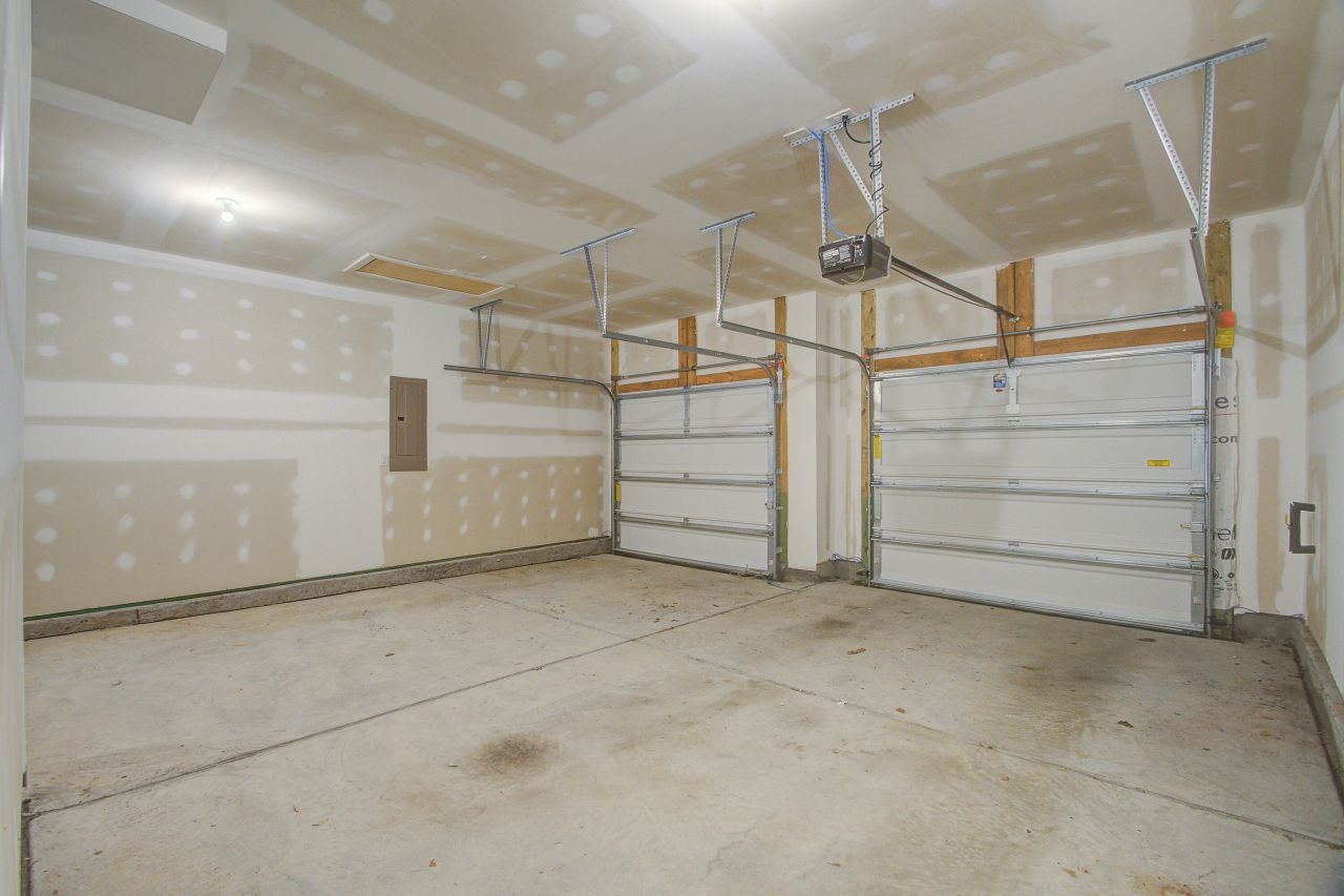 411 Fox Sparrow Court Photo 20